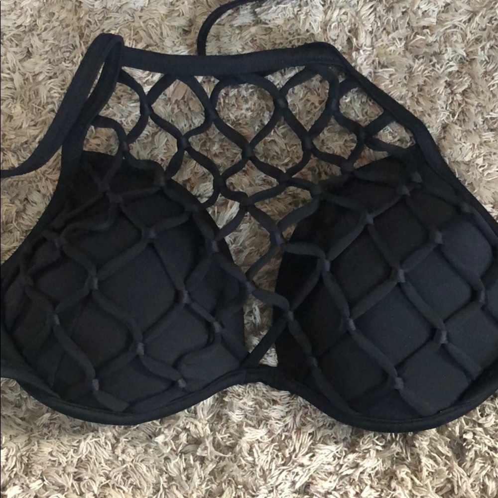 Bikini top